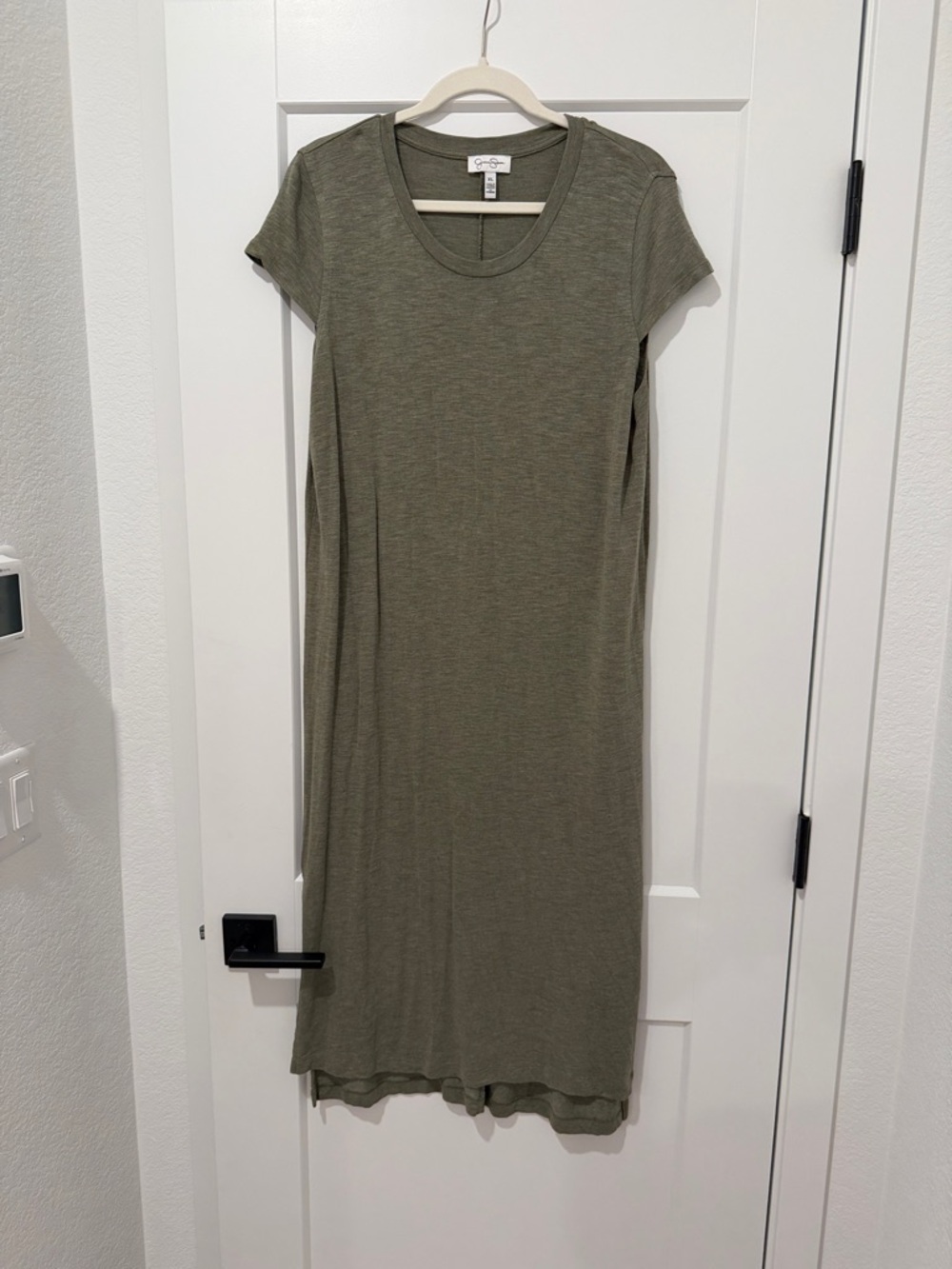 Jessica Simpson Olive Green Short-Sleeve Midi Tee Dress